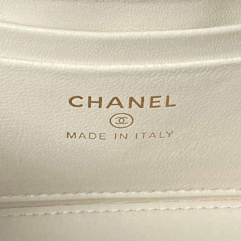 Ch**el cosmetic bags